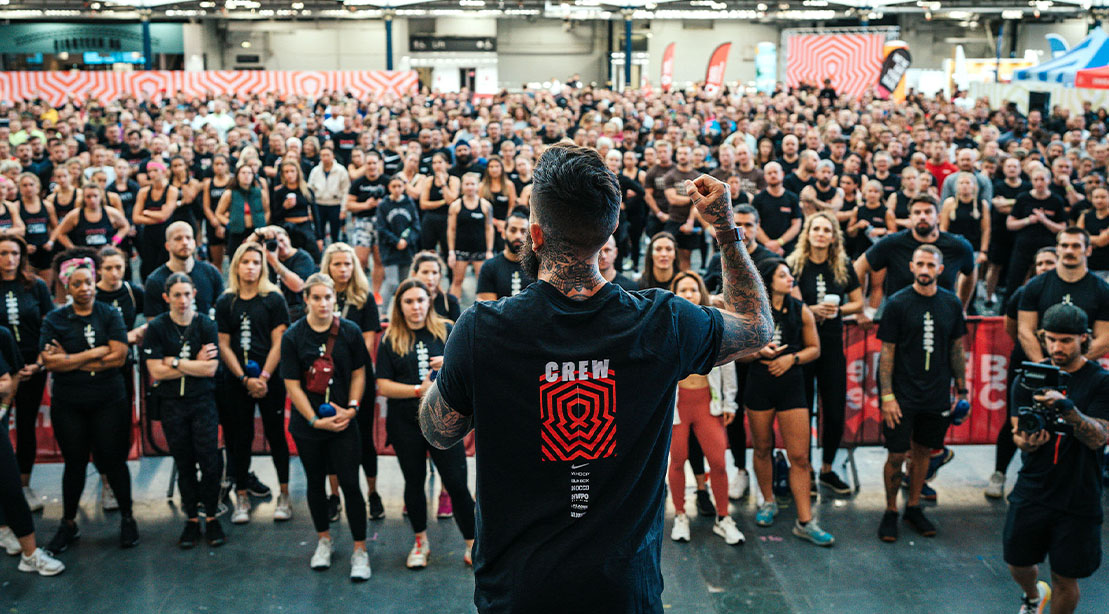 Scott Britton addressing a group of from Battle Cancer Fitness